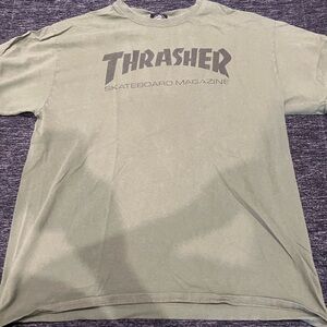 Thrasher olive green logo t shirt
